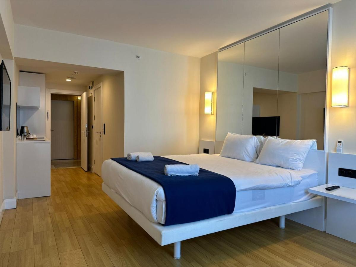 Orbi City Amazing Apartments Batumi Bagian luar foto
