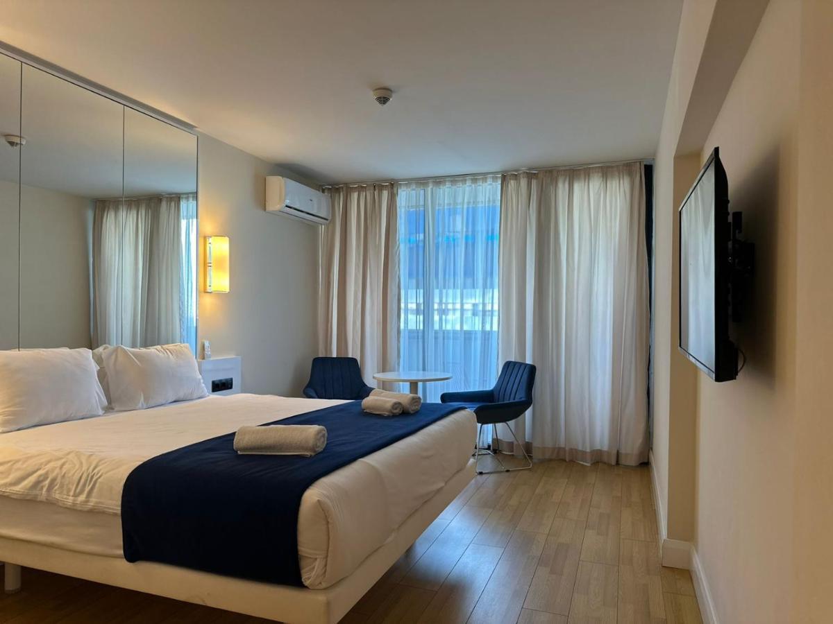 Orbi City Amazing Apartments Batumi Bagian luar foto