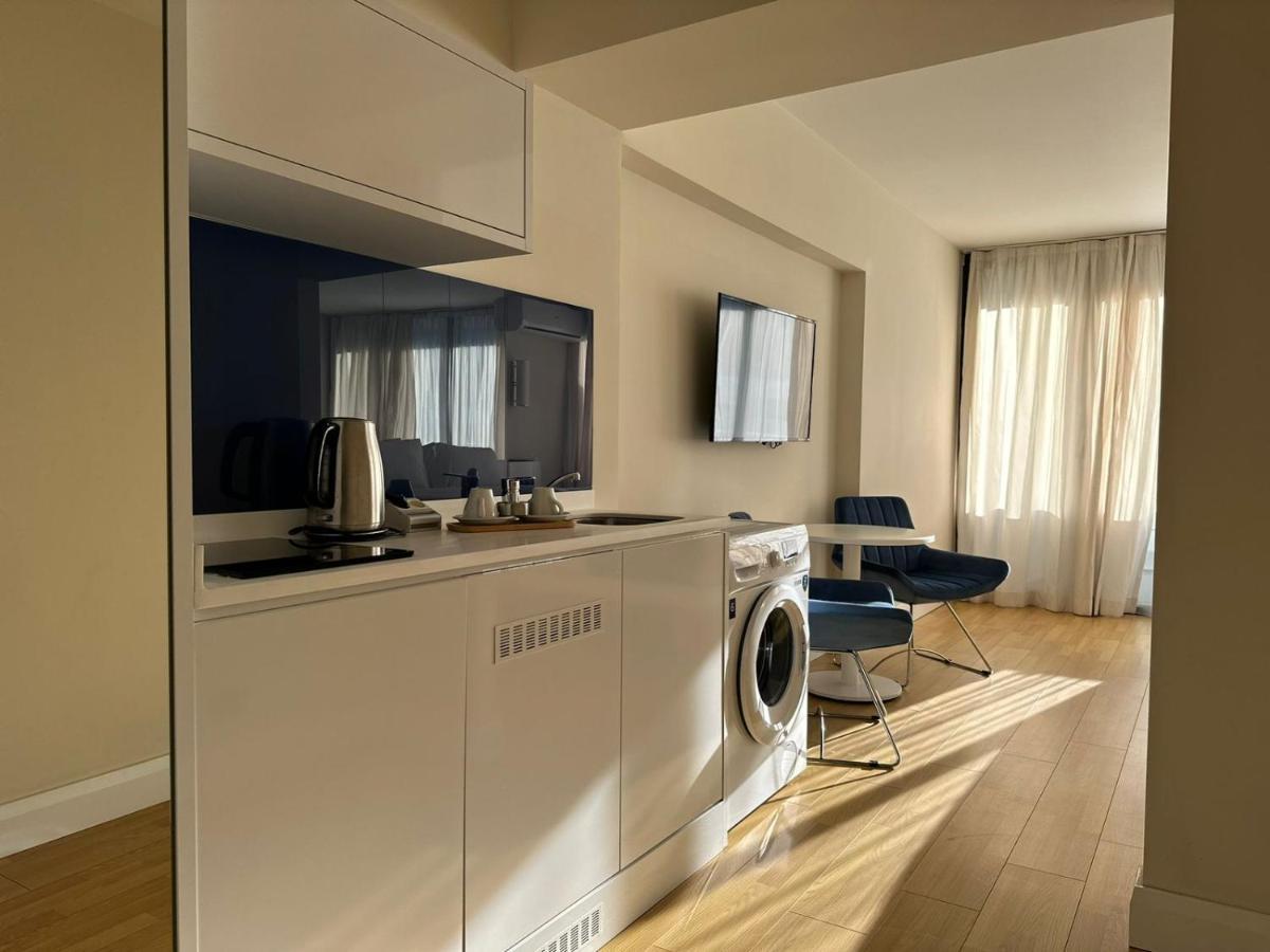 Orbi City Amazing Apartments Batumi Bagian luar foto
